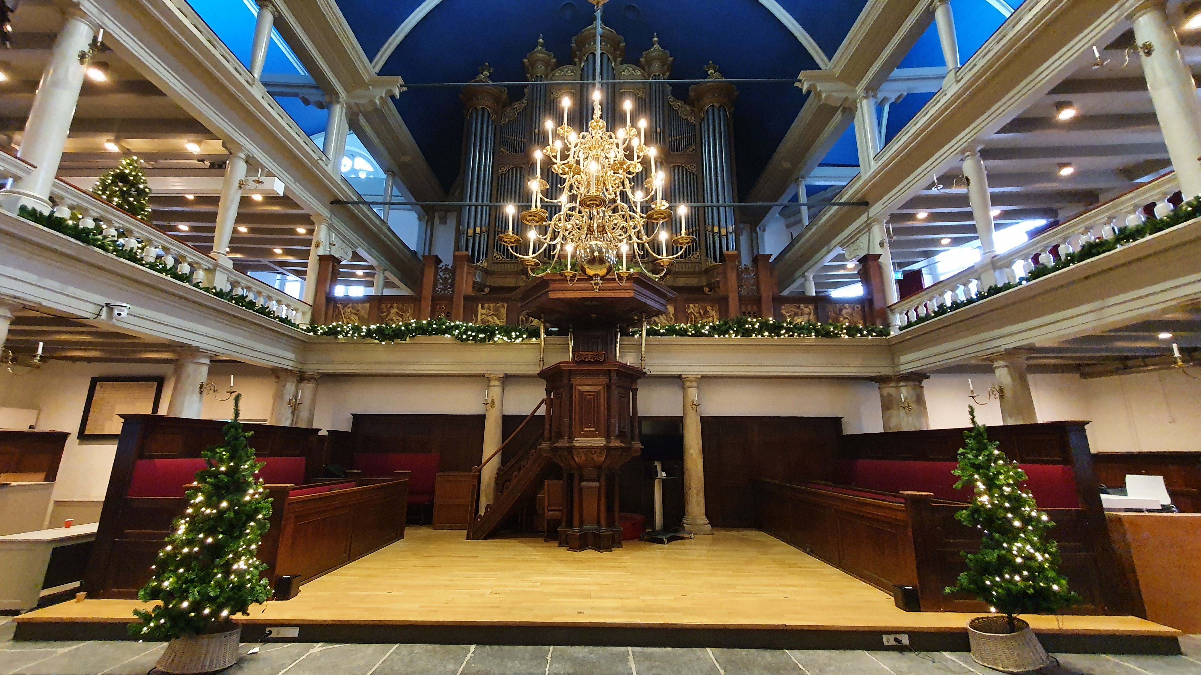 De Oude Lutherse Kerk in kerstsfeer